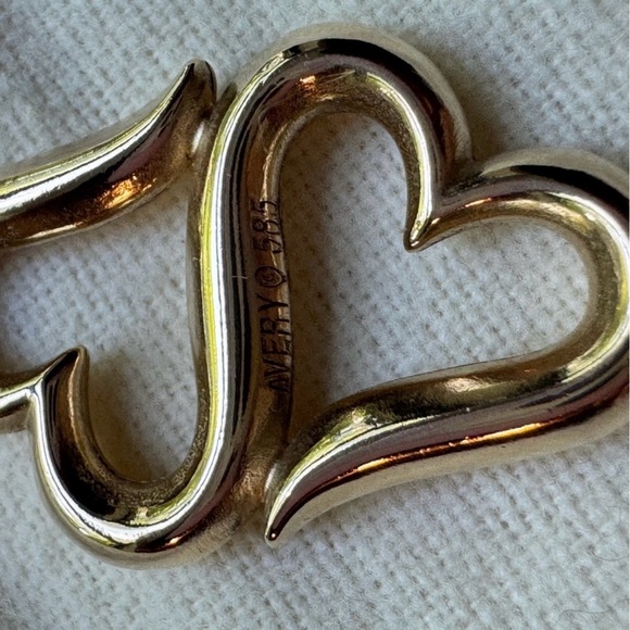 James Avery 14k Gold Retired Heart to Heart pendant! - Picture 3 of 3